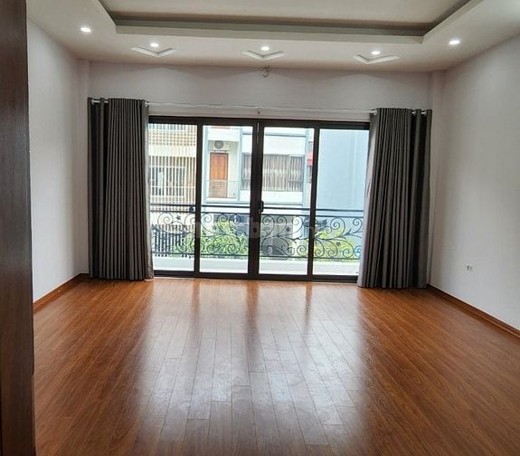 Bán nhà 62 m2 hẻm 12 ngách 28 ngõ 29 phố Chu Huy Mân - Long Biên