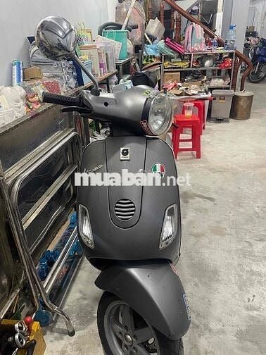 Piaggio Vespa LX150 2007 Xám