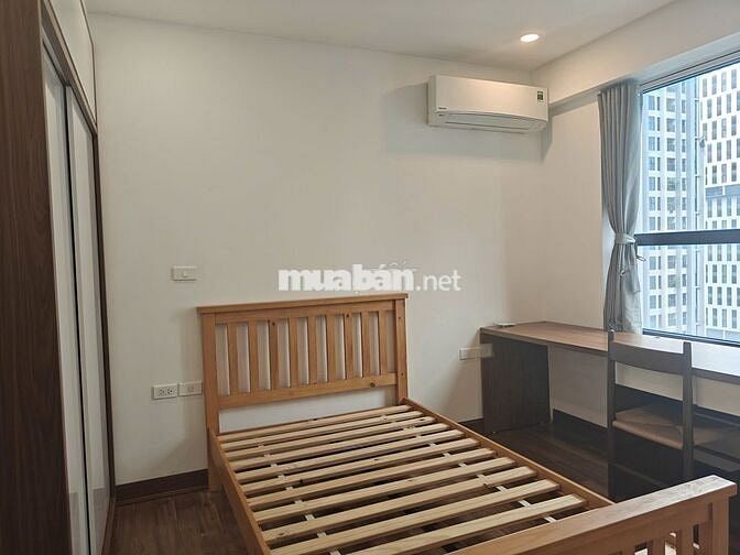 CHÍNH CHỦ MUỐN CHO THUÊ CĂN HỘ 4 NGỦ TẠI CHUNG CƯ GOLDMARK TITY 136