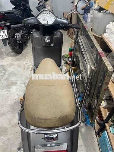 Piaggio Vespa LX150 2007 Xám