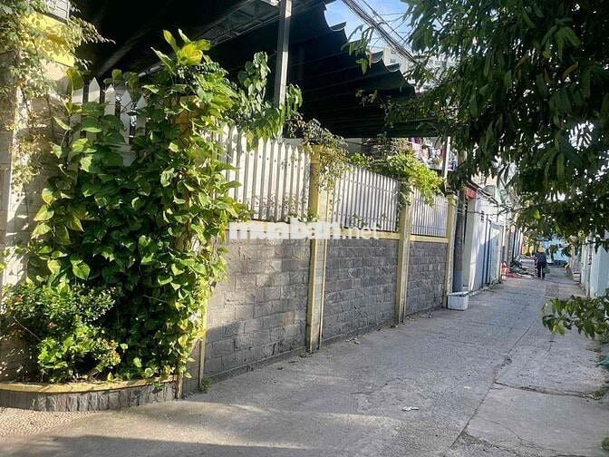 phòng trọ thoáng mát sân vườn gần ga metro bình thái