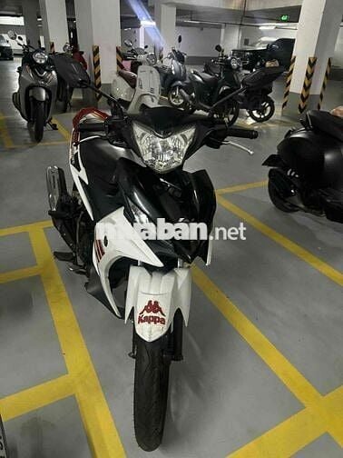 Yamaha Exciter Trắng đen Thể thao