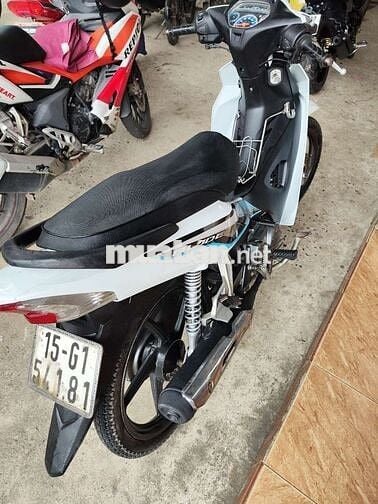 Honda Wave Blade 2017 Trắng đen mới tinh chất