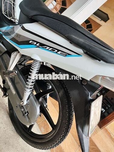 Honda Wave Blade 2017 Trắng đen mới tinh chất