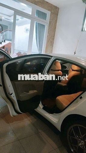 Hyundai Elantra 2016 Số sàn Trắng