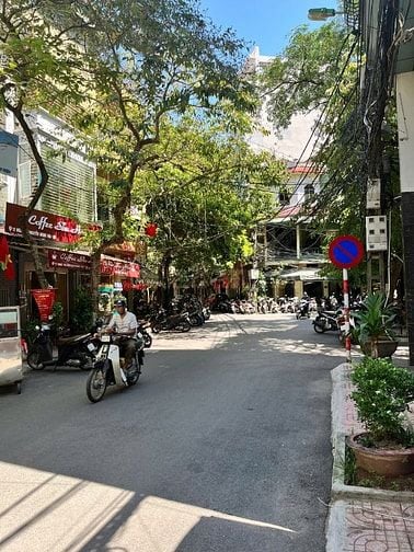 Cho thuê nhà làm văn phòng, mặt bằng kinh doanh cà phê