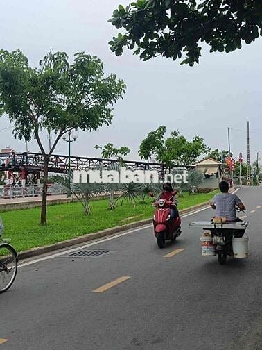 💥Nhà Phú Định Quận 8 Dt khủng 125m2 (5x28m) - ko Quy Hoạch - Sổ Vuông📚