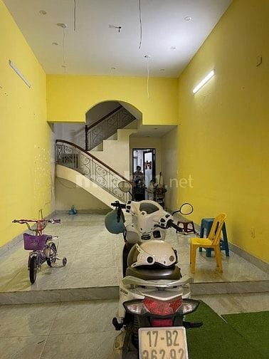 Cho thuê nhà làm văn phòng, mặt bằng kinh doanh cà phê