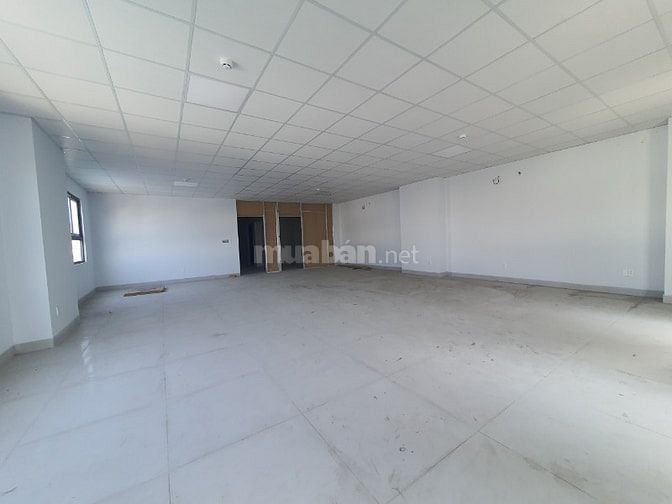 Bán Toà Nhà 990 Âu Cơ- Tân Bình. Dt 9.5x33- Kếu Cấu: 10 Tầng( 1H-8L)