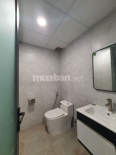 Bán Toà Nhà 990 Âu Cơ- Tân Bình. Dt 9.5x33- Kếu Cấu: 10 Tầng( 1H-8L)