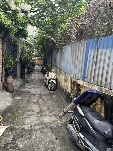 - Bán nhà ngõ Trường Chinh, Thanh Xuân, Siêu rẻ, 33m2, 6 tỷ