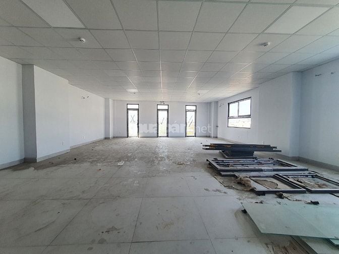 Bán Toà Nhà 990 Âu Cơ- Tân Bình. Dt 9.5x33- Kếu Cấu: 10 Tầng( 1H-8L)