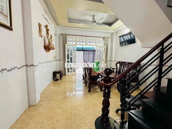 🔥GẤP BÁN NHÀ 4 Tầng QUẬN 8 - 51m2 (4,9x11m) - ko QH - Hoàn Công - SHR