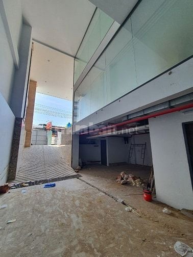 Bán Toà Nhà 990 Âu Cơ- Tân Bình. Dt 9.5x33- Kếu Cấu: 10 Tầng( 1H-8L)