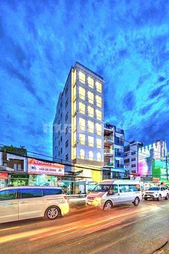 Bán Toà Nhà 990 Âu Cơ- Tân Bình. Dt 9.5x33- Kếu Cấu: 10 Tầng( 1H-8L)