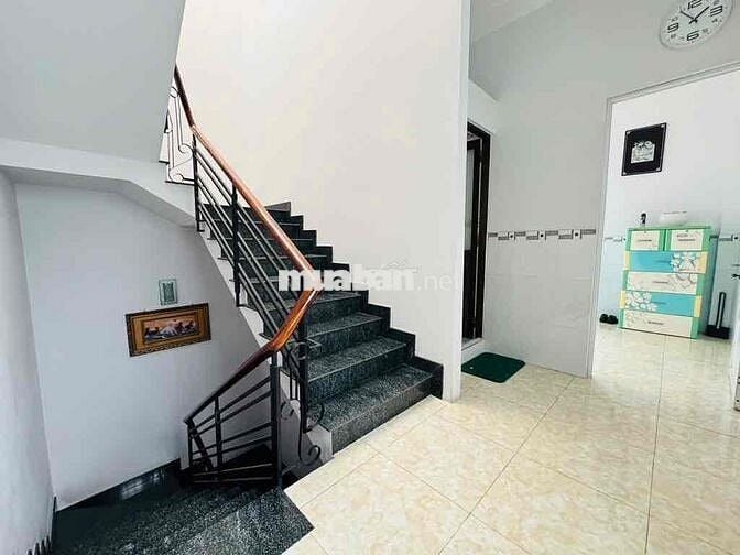 🔥GẤP BÁN NHÀ 4 Tầng QUẬN 8 - 51m2 (4,9x11m) - ko QH - Hoàn Công - SHR