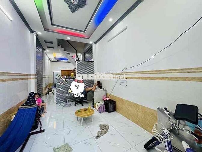 Nhà 4 tầng QUẬN 8 - Dt 69m2 (3,6x20m) - 5PN - ko Quy Hoạch -SHR H.Công