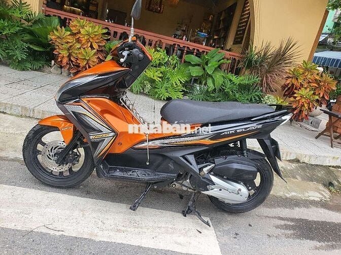 Honda Air Blade Đen cam Đã sử dụng