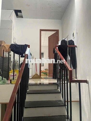 Bán nhà 2,5 tầng , kiệt Hoàng Diệu , cách đường lớn 70m