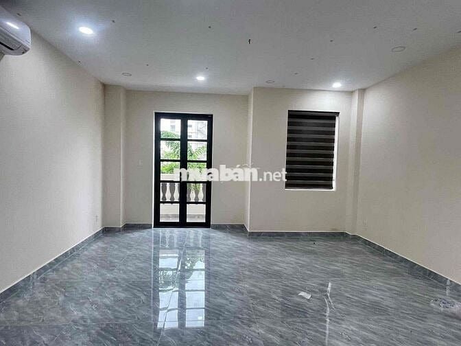 CHO THUÊ NGUYÊN SÀN TẦNG TRỆT VÀ LẦU 1 Nhà mới có thang máy