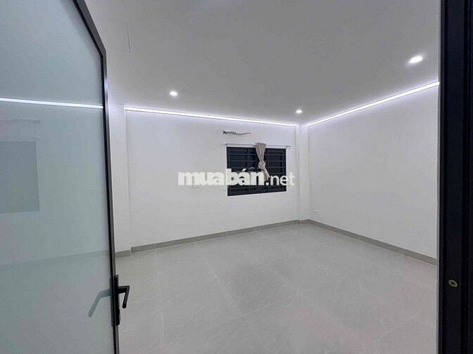 CHO THUÊ FULL TẦNG 1 TRONG NHÀ NGUYÊN CĂN Ở BÌNH THẠNH