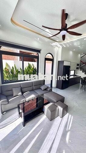 CHÍNH CHỦ —- CẦN BÁN CĂN NHÀ TÂM HUYẾT, MỚI 100% SAU CHỢ EKAO