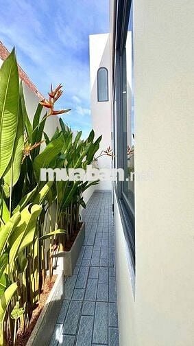 CHÍNH CHỦ —- CẦN BÁN CĂN NHÀ TÂM HUYẾT, MỚI 100% SAU CHỢ EKAO