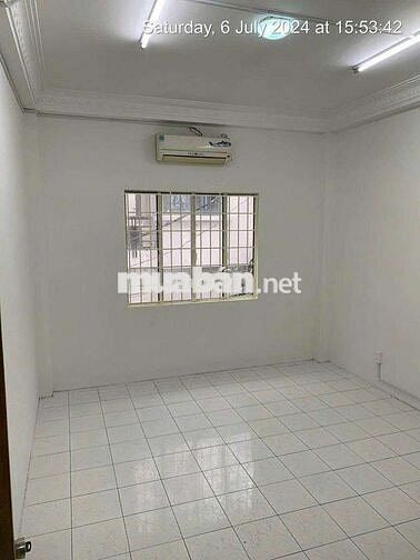 Mb kinh doanh ngay chi cục thuế. 76m2. Giá chỉ 13tr