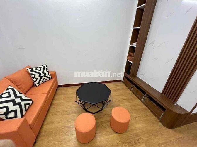 Chỉ 3.35 tỷ có ngay hộ khẩu Hai Bà Trưng, 75m2, 2 ngủ 2 wc, ô tô đỗ