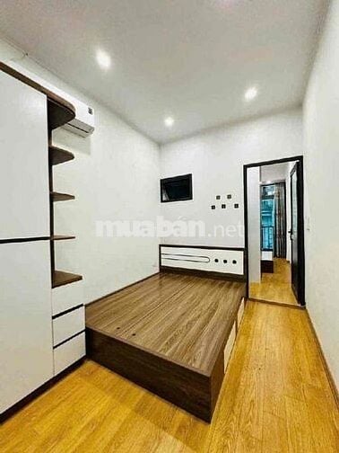 Chỉ 3.35 tỷ có ngay hộ khẩu Hai Bà Trưng, 75m2, 2 ngủ 2 wc, ô tô đỗ