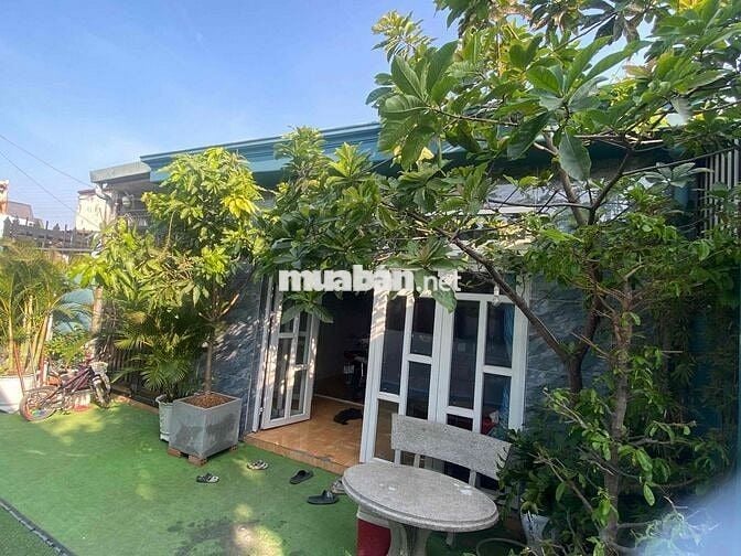 nhà ở cấp 4 hẻm 3 gác cách lộ lớn 50 m / nhà 3 phòng ngủ 2 Tolet n