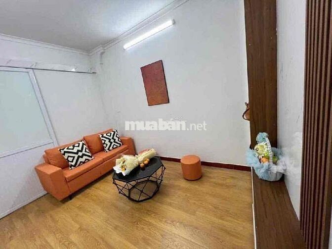 Chỉ 3.35 tỷ có ngay hộ khẩu Hai Bà Trưng, 75m2, 2 ngủ 2 wc, ô tô đỗ