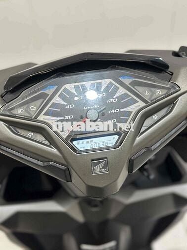 Honda Vario 150cc 2017 Vàng cát 6.xxx km