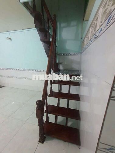 Cho thuê nhà gần mt Phạm Văn Đồng p11 Bình Thạnh