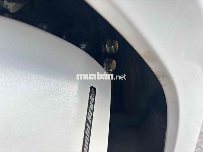 Vision 2019 khoá smk trắng sporty,xe đẹp máy zin