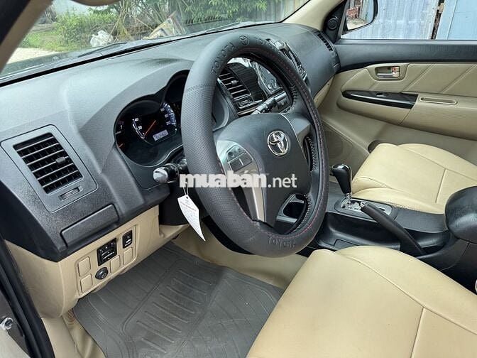 Toyota Fortuner 2014 Xám