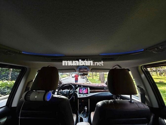 (Xe Hãng) Toyota Innova 2.0 Venturer 2018 36.100km