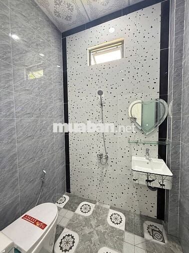 Thanh Lý Nhà Cấp 4 Sân Vườn 117m2 Gần Vòng Xoay Võ Văn Kiệt 📣