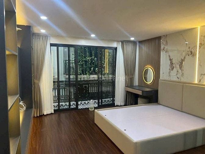 Bán Nhà, Ô TÔ Vào Nhà, Đường Hoàng Mai 50m, 7 tầng, mt 4.2m, 18.9 tỷ