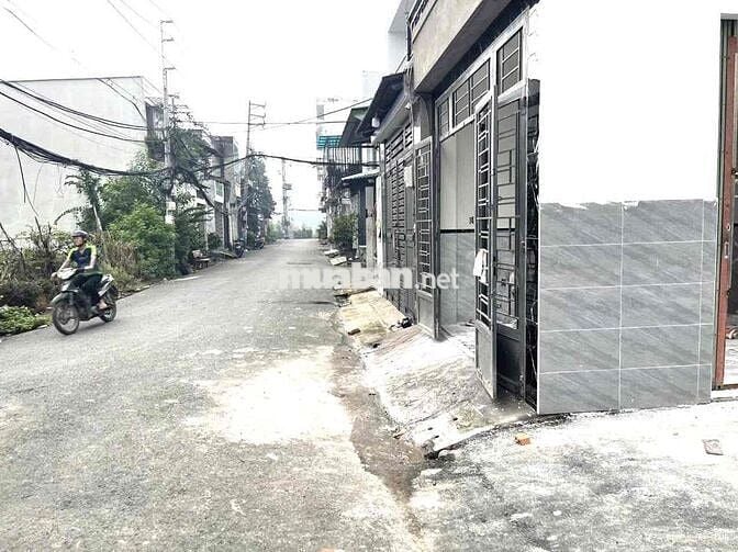 Nhà hẻm 10m ngay sát Hương Lộ 2, 80m2 (4mx20m), cực hiếm, sẵn cho thuê