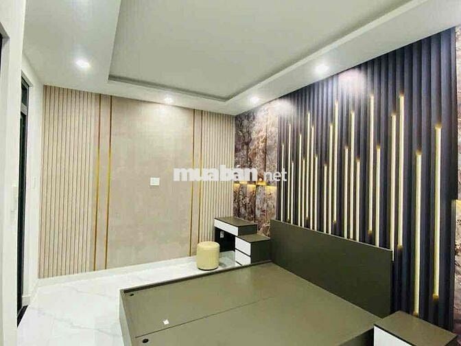 Nhà ngay tt quận 7 sát KdC him lam. lote mart nguyễn thị thập