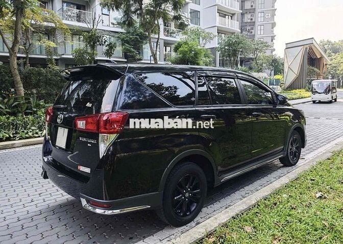 (Xe Hãng) Toyota Innova 2.0 Venturer 2018 36.100km