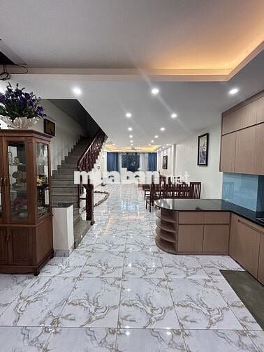 MINH KHAI - Ô TÔ ĐỖ CỬA - NGÕ THÔNG - MẶT TIỀN 5M - 72m CHỈ 16,5 TỶ