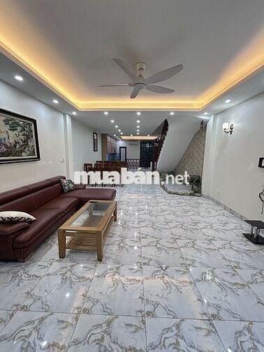 MINH KHAI - Ô TÔ ĐỖ CỬA - NGÕ THÔNG - MẶT TIỀN 5M - 72m CHỈ 16,5 TỶ