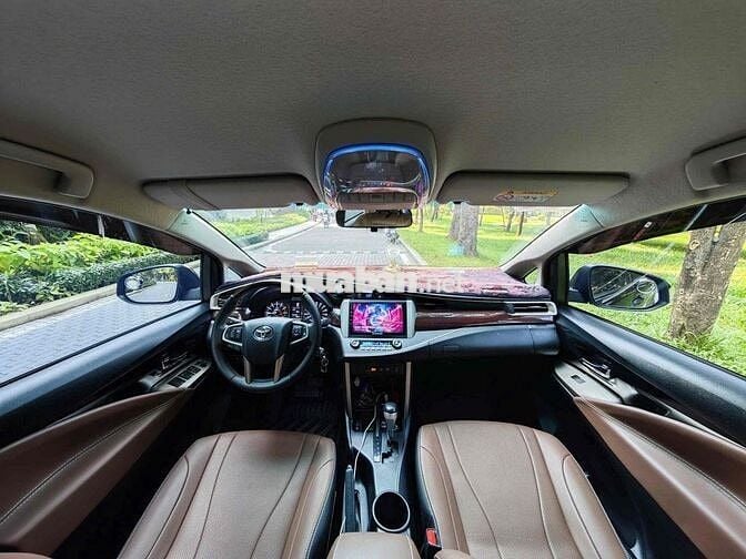 (Xe Hãng) Toyota Innova 2.0 Venturer 2018 36.100km