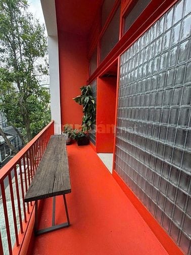 Cho thuê tòa nhà 413B Lê Văn Sỹ, Phường 12, Quận 3. 