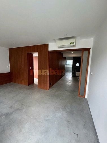 Cho thuê tòa nhà 413B Lê Văn Sỹ, Phường 12, Quận 3. 