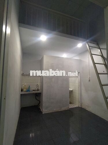 thuê phòng như hình tại Bách Hóa Xanh Gò Đen