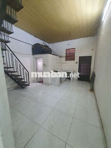 Chín Chủ. 2 Căn Nhà Mặt Tiền . 4x25 lửng 2pn 1wc