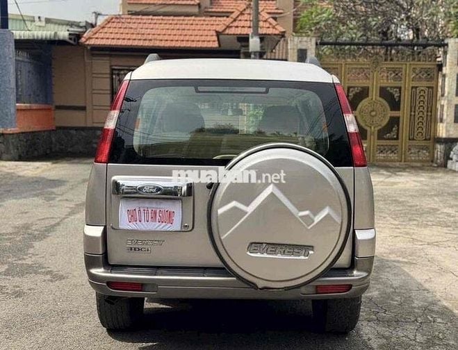 Bán Ford Everets đời 2009 số tự động máy dầu